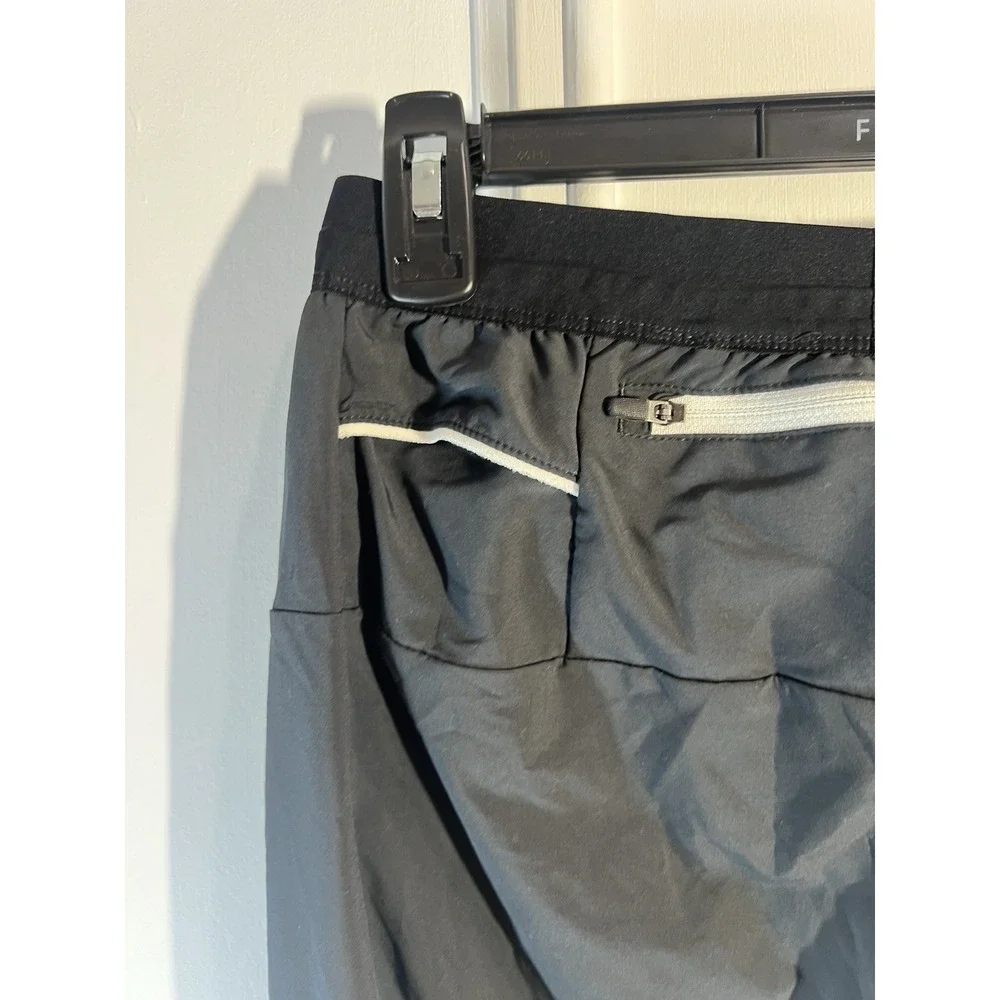 Nike Utility Dri-FIT Running Pants Mens Medium Black AJ7959-010 Flex Zip Pockets